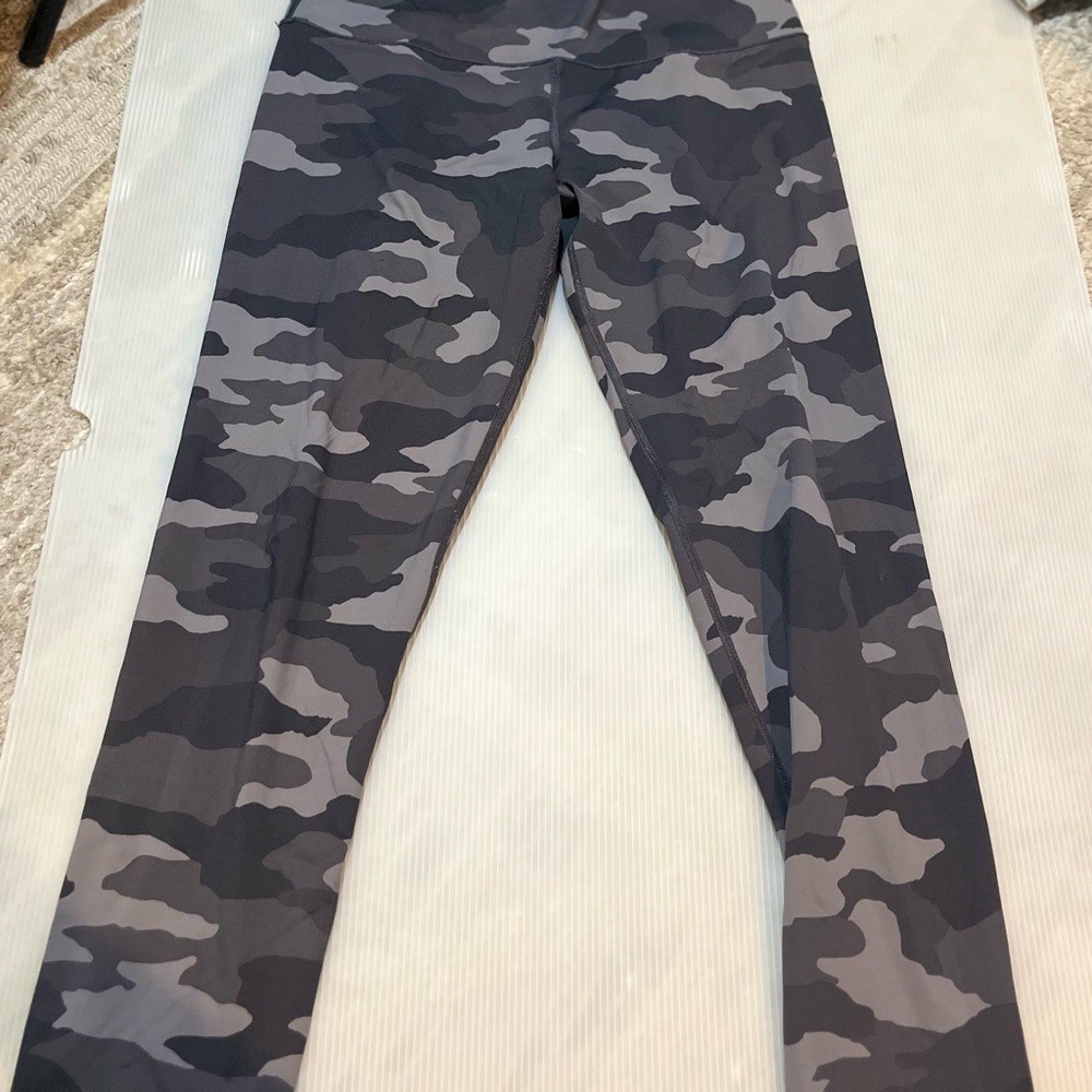 Aerie Gray and Black Camouflage Leggings
